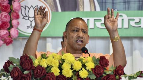 Yogi Adityanath యూపీలో భారీ ఎత్తున నవరాత్రి పండుగ యోగీ ఆదిత్యనాథ్