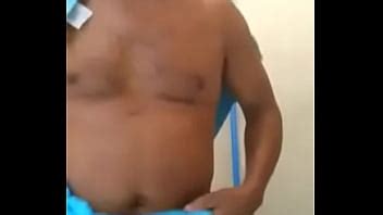 Crown Moreno en el Baño Parte 2 XVIDEOS