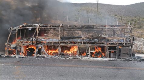 Se Incendia Cami N De Pasajeros Ntr Zacatecas