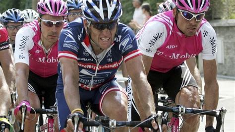 Icu Strips Tour De France Titles Bans Cycling Cheat Lance Armstrong For Life