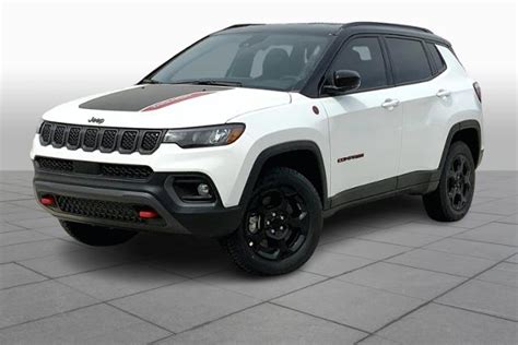 2023 Jeep Compass Trailhawk 4 Door 4wd Suv Standardequipment