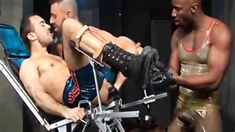 Free Rubber Muscle Gay Porn Videos XHamster