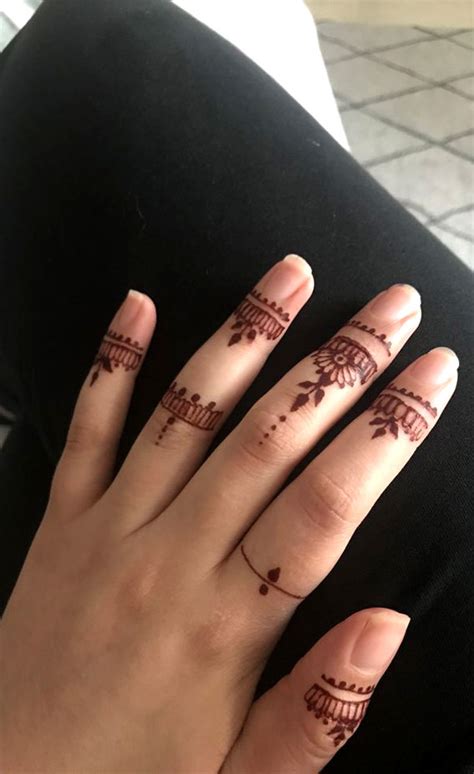 70 Minimal Henna Designs Leave Lace Henna On Fingers I Take You