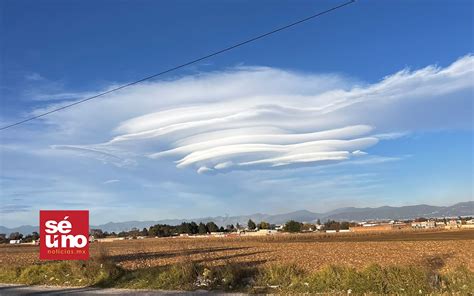 El Espect Culo De Las Nubes Lenticulares En El Valle De Toluca