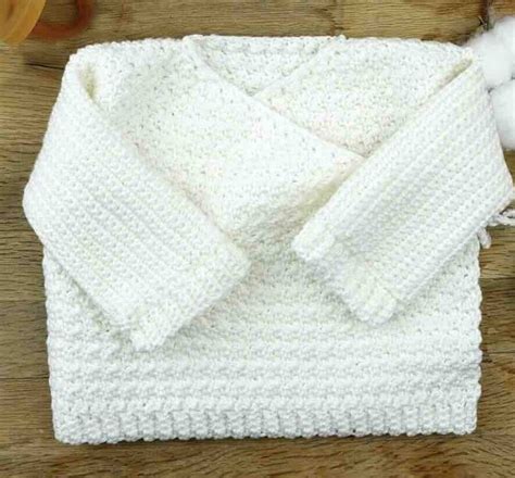 Tricoter une brassière bébé au crochet modèles gratuits Mode laine