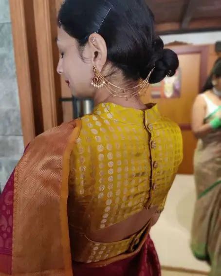 20 Beautiful Kathpadar Saree Back Neck Blouse Designs