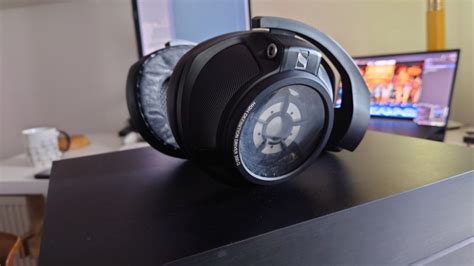 Sennheiser Hd 820 Over The Ear Audiophile Reference Headphones