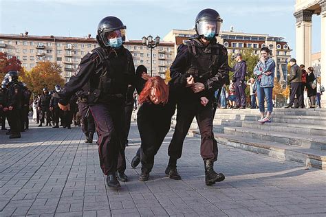 ロシア 動員抗議の220人拘束 各地でデモ 社会不安拡大 山陰中央新報デジタル