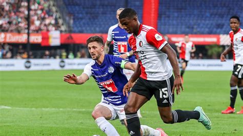 Calon Kuat Rekrutan Pertama Ten Hag Di MU Pemain Asal Feyenoord Bola