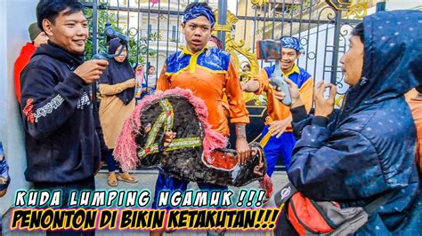 Kuda Lumping Ngamuk Penonton Di Bikin Ketakutan Putra Giri