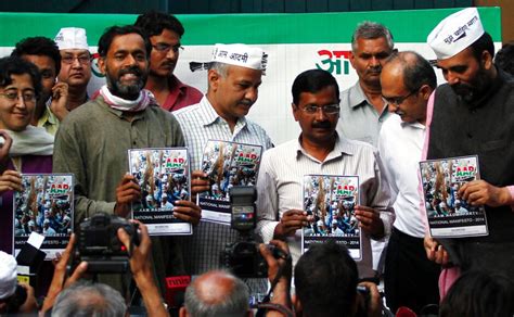 Photos: AAP releases manifesto, promises to fight corruption - Photos ...