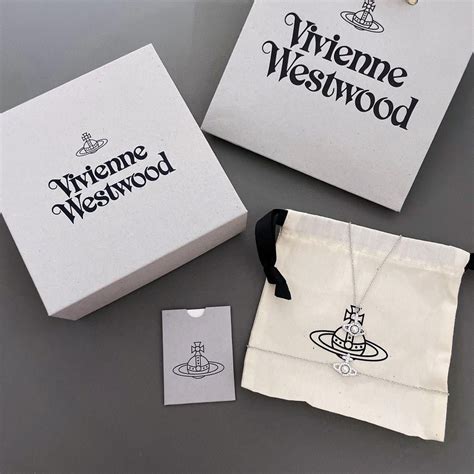 Подвеска Vivienne Westwood - купить с доставкой по выгодным ценам в ...