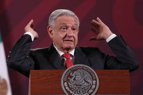 AMLO Cuestiona A Opositores Por Concepto De Comunismo Y Alude Al Papa