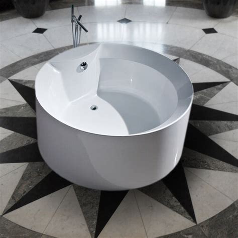 Aquatica Purescape Acrylic High Gloss White Round Freestanding Bathtub ...