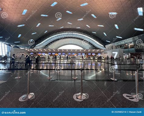 Hamad International Airport Editorial Stock Image Image Of Doha Airports 253985214