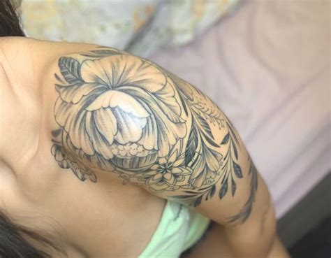 Pin De B Rbara Camara Em Tatuagens Tatuagem Mulher Tatuagens Tatuagem