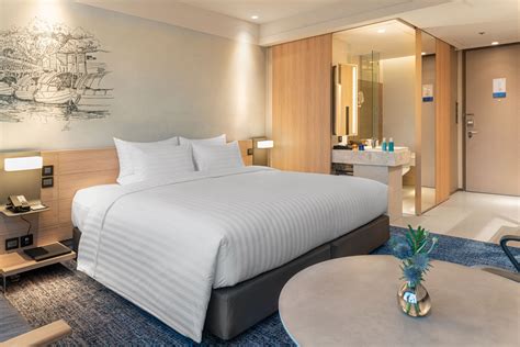 Novotel Bangkok Future Park Rangsit Deluxe Corner King Bed