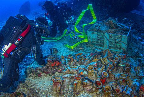 Flipboard Archaeologists Find Haul Of Ancient Tombs In Egypt