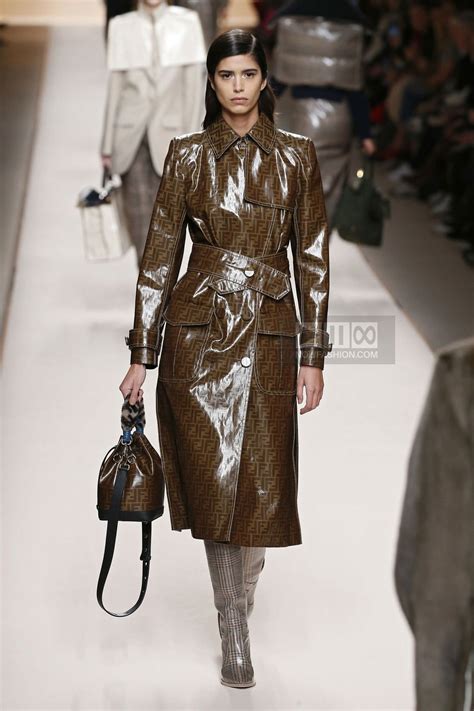 Fendi Ready To Wear Fashion Show Collection Fall Winter 2018 Presented