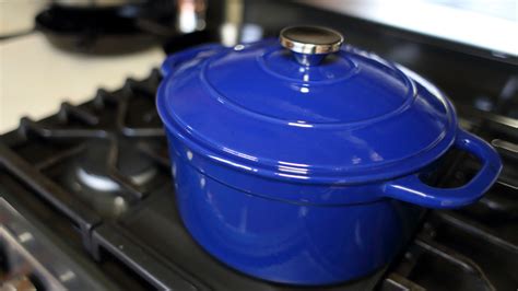 What Happens If You Put A Hot Dutch Oven In Cold Water