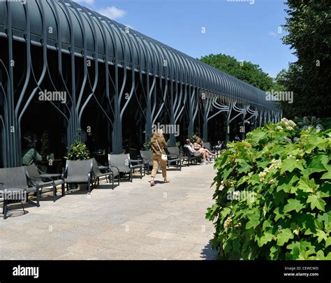 The Pavilion Cafe In The Smithsonian Sculpture Garden On The Mall Stock