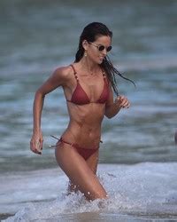 Izabel Goulart Super Hot In A Bikini In St Barts Nude Pics