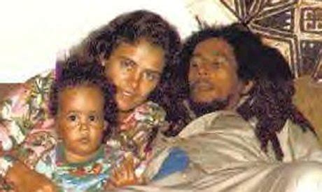 legendBobMarley: Bob Marley, Cindy Breakspeare, and Damian Marley