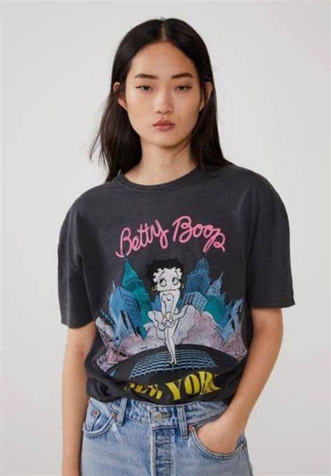 Zara Black Betty Boop Oversized Tee Fesyen Wanita Pakaian Wanita