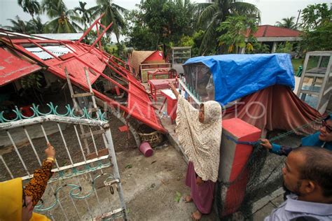 PASCA PERISTIWA ANGIN PUTING BELIUNG ANTARA Foto