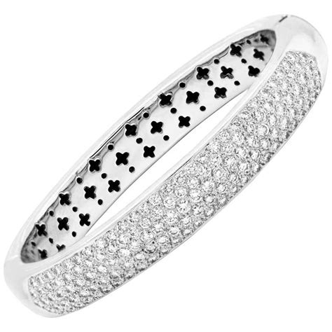 Diamond Bangle Bracelet For Sale at 1stDibs