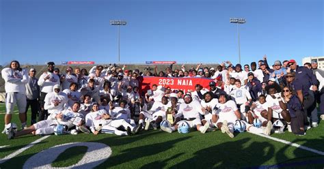 Champions: Keiser Wins The NAIA National Championship Game - New Era Prep