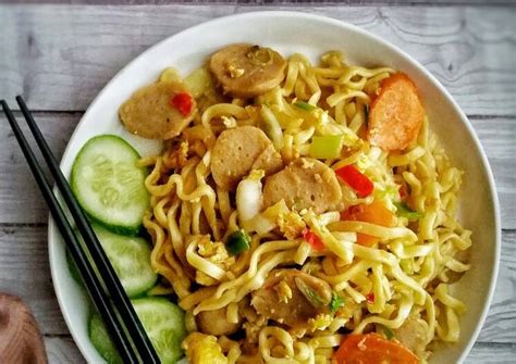 Resep Mie Goreng Bakso Oleh Rini Damayanti Aqeesha S Kitchen Cookpad