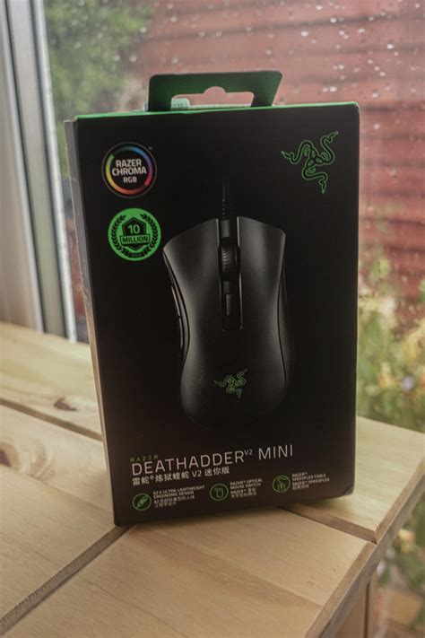 RAZER - DeathAdder V2 Mini - Review available on the 17th - AMA. : r ...