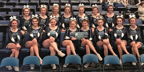 Varsity Cheerleaders Earn 7th At Icca State Championships Mater Dei