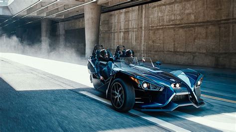 Polaris Slingshot. specs and price