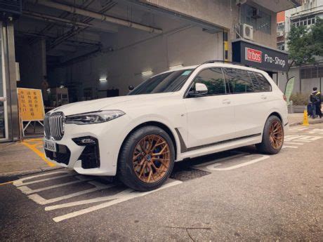 BMW X7 G07 White Brixton Forged PF10 Duo Wheel Front