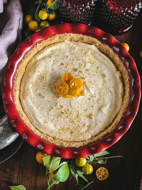 Easy No Bake Calamansi Pie! - summersinwhite.com