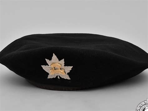 Pin de Patrice Monsinjon en Insignes Armée canadienne