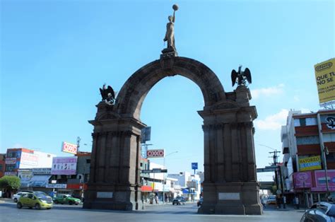 Arco De La Independencia Avenida Pino Su Rez Centro