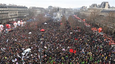 More Than Million Protest Across France Against Macrons Pension Reform