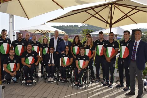 Federazione Italiana Canoa E Kayak GLI AZZURRI DELLA CANOA