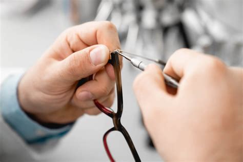 Check The Eyeglass Repair Services Of Eyeglass Repair In Chicago Il