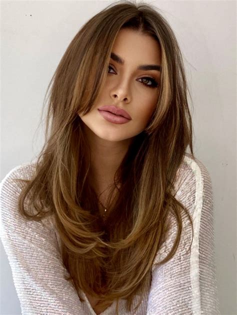 Best Haircuts With Face Framing Layers For A Flattering Look Your