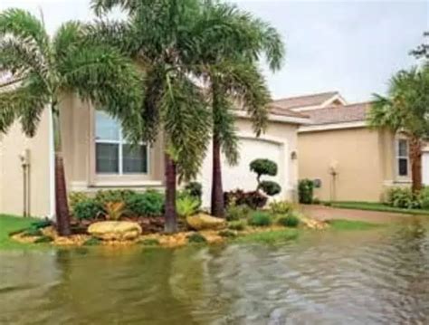 AAA Hurricane Season Survey 29 Of Floridians Would Ignore Evacuation