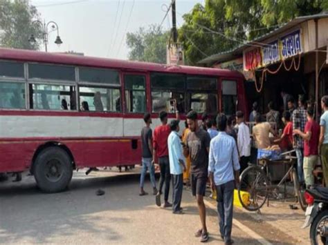 Roadways Bus Ran Without Driver In Mau Entered Sweets Shop Major