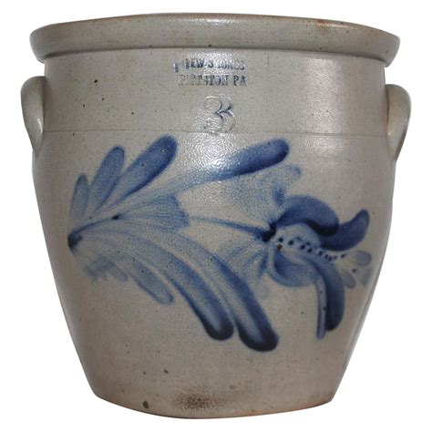 19th Century Lewis Jones Pittston Cobalt Blue Decorated Crock For Sale