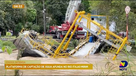 Chuva Intensa Plataforma De Capta O De Gua Afunda No Rio Itaja