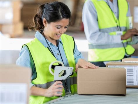 KPIs For Warehouse Pickers To Improve Picking Operations