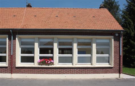 Ancien Groupe Scolaire Des Moulins Bleus Actuelle Mairie De L Etoile