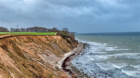 Sturm An Der Ostsee Sorgt F R Reichlich Zerst Rung Und Sch Ne Fotomotive